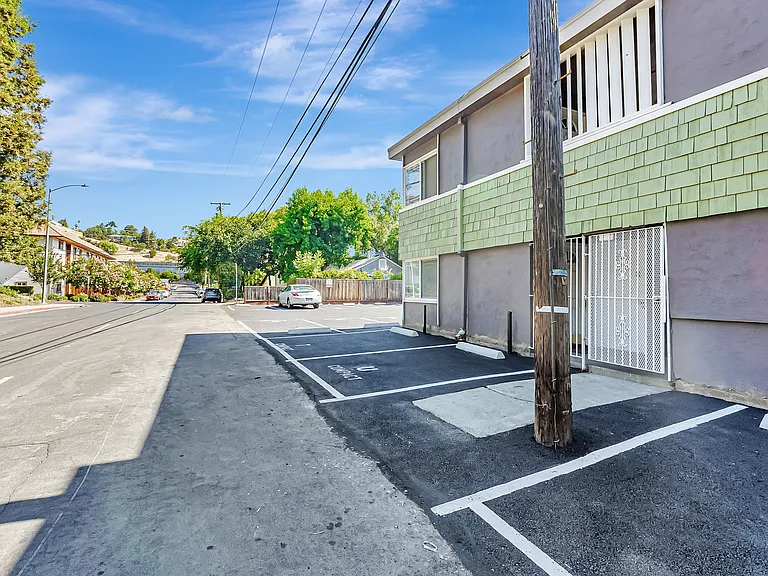 1180 Saranap Ave #1 — Photo 22