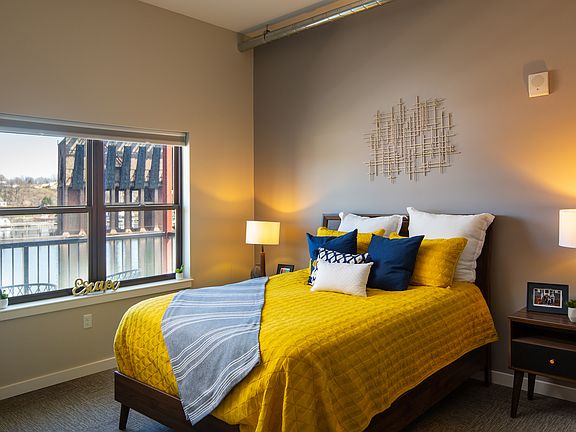 4th image of 401 S Lakeshore Blvd APT 403