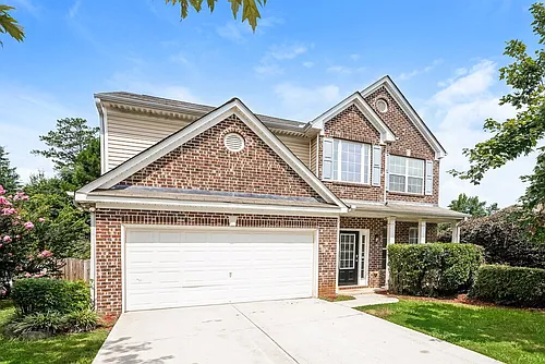 1000 Maple Leaf Dr Photo 1