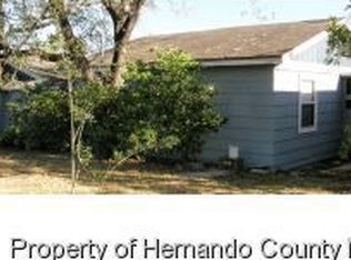 9226 Weeping Willow St, Brooksville, FL 34613