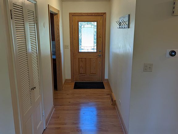 2nd image of 5255 Larkspur Ln