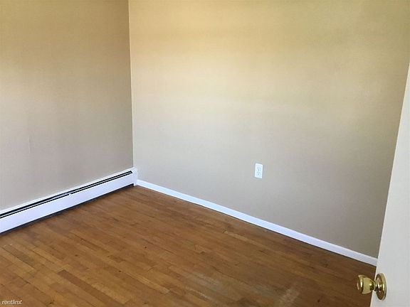 Bed Room 1