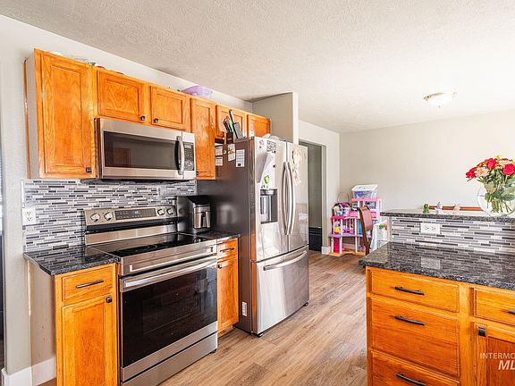 5th image of 207 N Turtle Dove Way