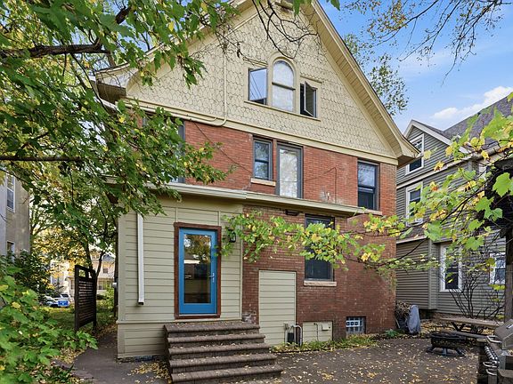 3rd image of 2708 Emerson Ave S