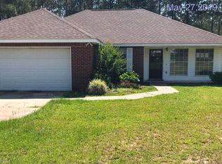 21570 W Edgewood Dr, Saucier, MS 39574
