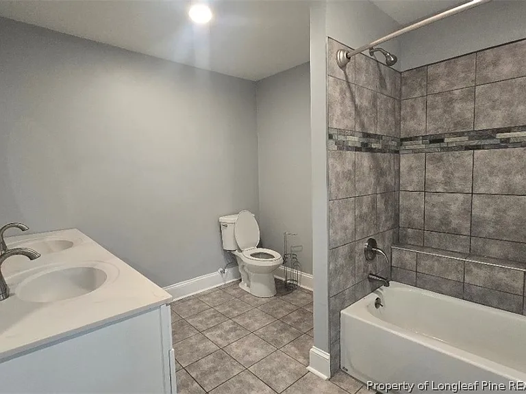 506 Roxie Ave — Photo 9