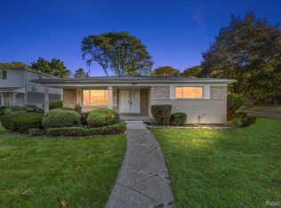 25610 Catalina St, Southfield, MI