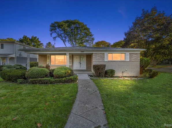 25610 Catalina St, Southfield, MI 48075