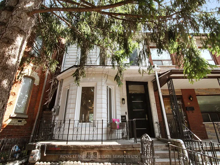 81 Major St — Photo 2