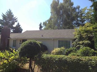 2049 NE 103rd St, Seattle, WA 98125