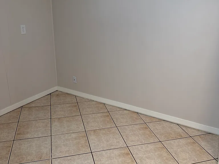 1232 Galapagos Ave S — Photo 5