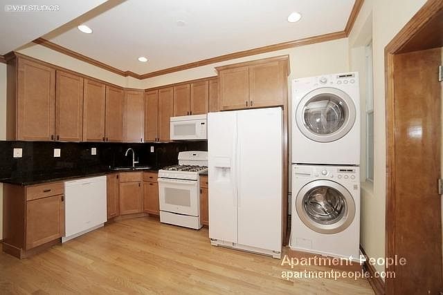 1st image of 3044 W North Ave APT 3