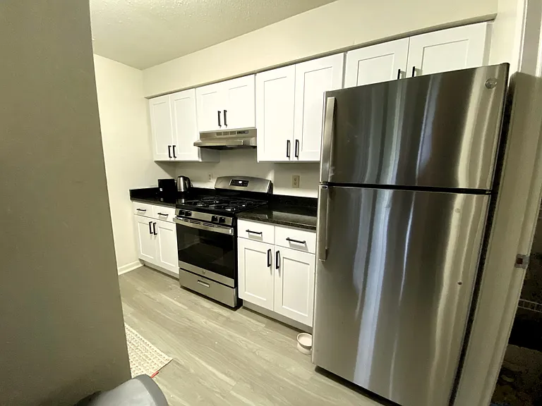 119 Fieldcrest St #301 — Photo 4