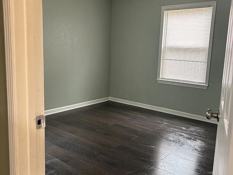 701 Paul St — Photo 14