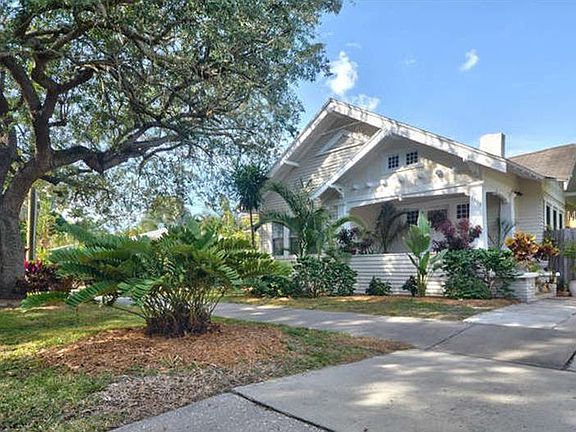 4th image of 1303 W De Leon St