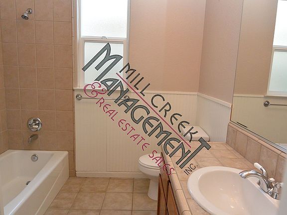 3rd image of 1330 S Manzanita Ct