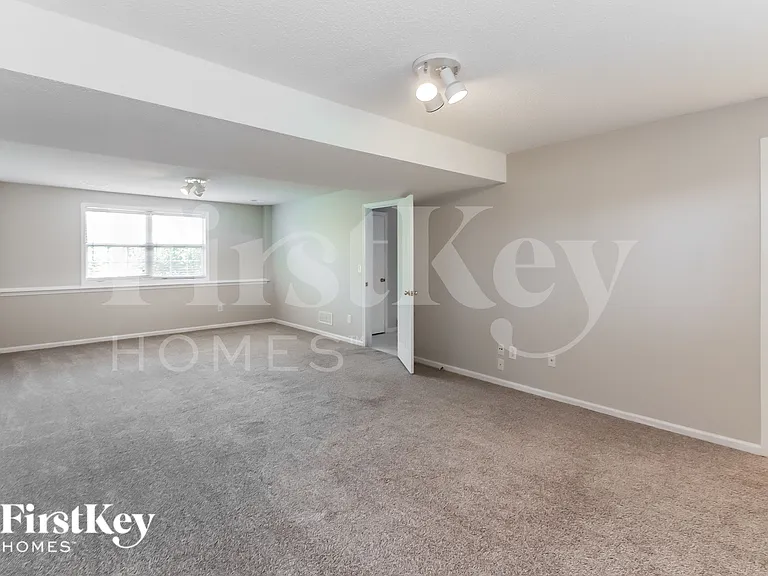 408 Preakness St — Photo 14