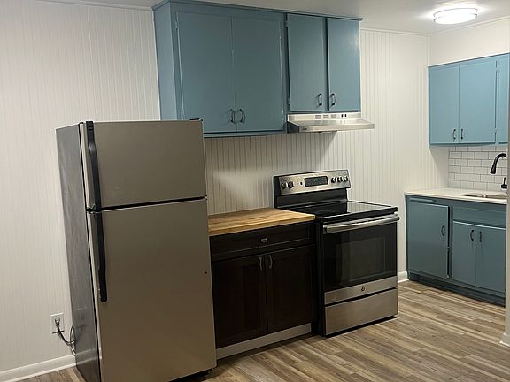 4th image of 1519 8th St #1