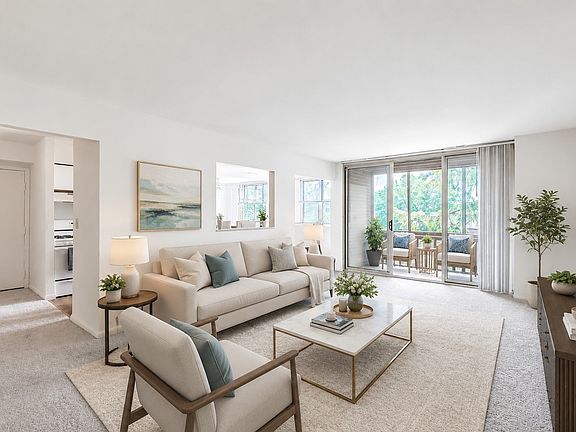5th image of 108 Summit Pointe Dr #1908
