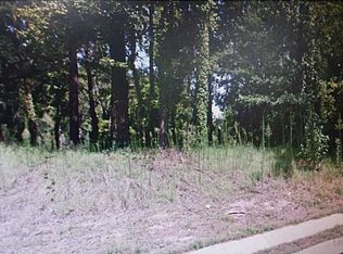 3061 Rainbow Dr, Decatur, GA 30034