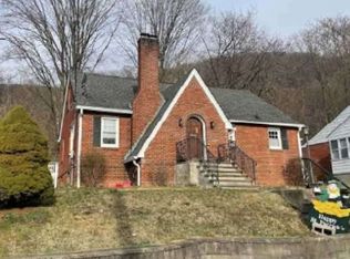 49 Fort Putnam St, Highland Falls, NY 10928