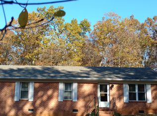 3584 W Old Mountain Rd, Louisa, VA 23093