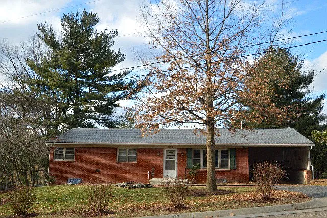 1173 Westmoreland Dr photo 1