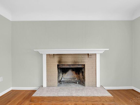 5th image of 1719 Robinway Dr