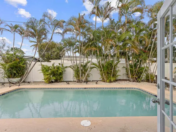 2630 NE 10th Avenue, Pompano Beach, FL 33064
