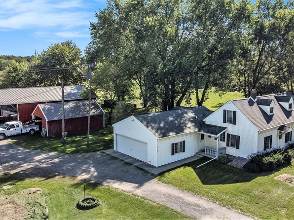 3145 Cedar Lake Rd, Howell, MI 48843