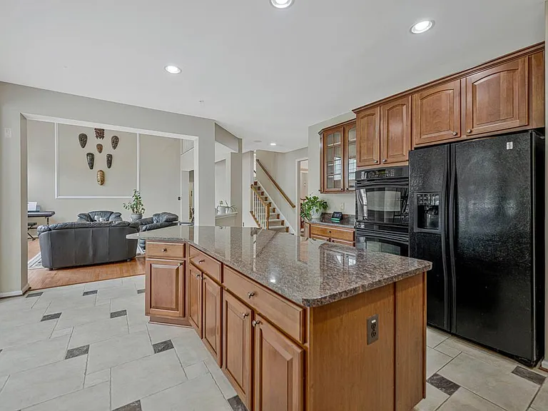 1117 Horizon View Pl — Photo 14