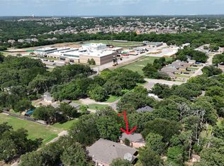 407 Rolanda Ln, Kennedale, TX 76060