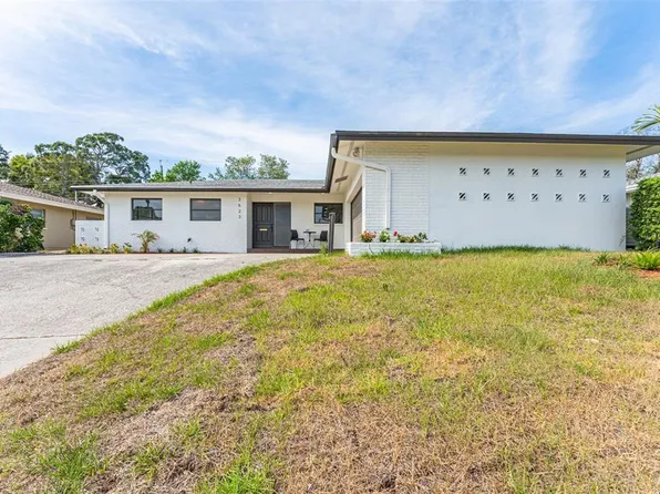 3623 High Bluff Dr, Largo, FL 33770