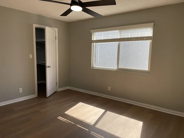 Villa Serrano Apartment Homes — Photo 41