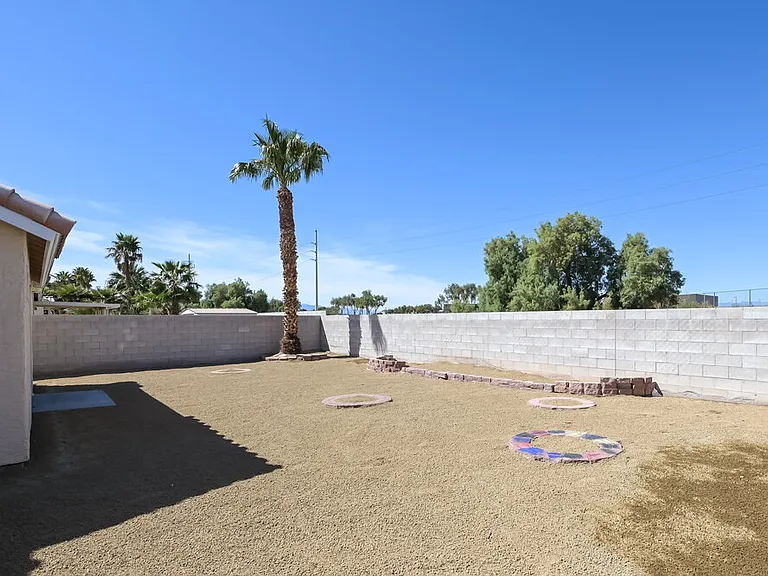 6180 Bruma Ave — Photo 16