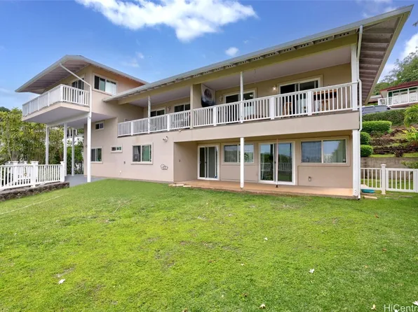 2069 Mauna Pl, Honolulu, HI 96822