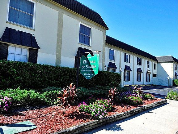 Chateau deSeville SoHo Tampa