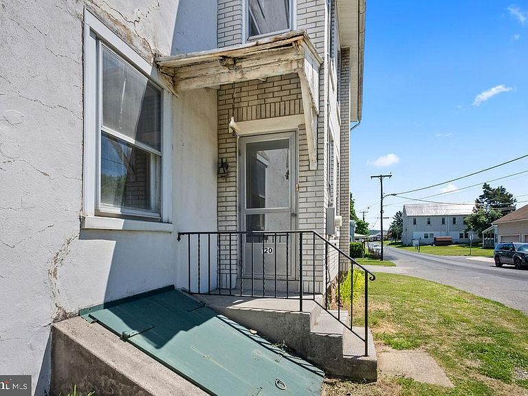 Listing photo 5