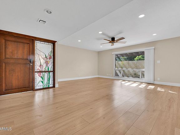 4th image of 1202 E PALO VERDE Drive