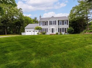 15 Pilgrim Rd, Mansfield, MA 02048