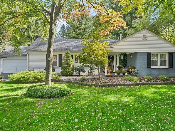 4435 Harris Hill Rd, Williamsville, NY 14221