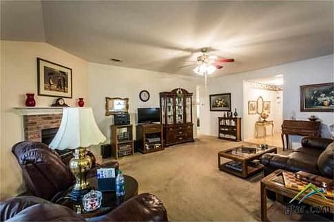 5th image of 13098 Lauren Ln