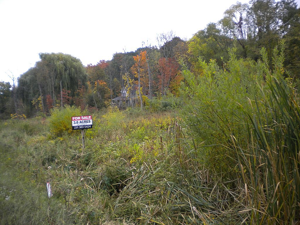 4051 Cedar Run Rd, Traverse City, MI 49684 Zillow