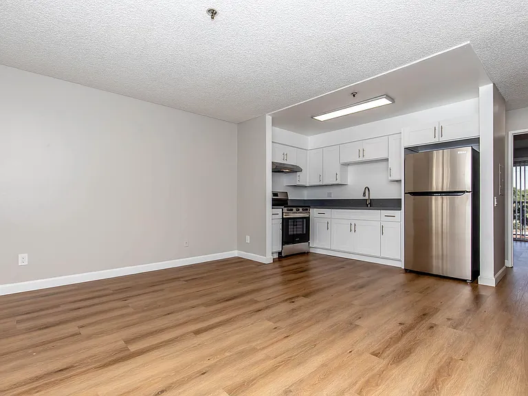 Bella Vista Senior Apartments — Photo 42