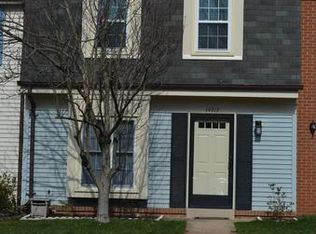 14317 Little Rocky Mountain Ct, Centreville, VA 20120