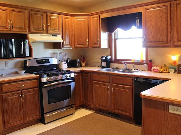 2nd image of 65739 Harwood Dr
