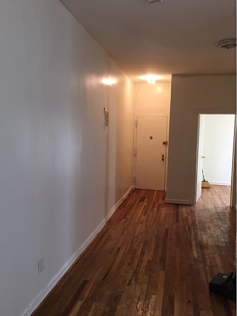 1st image of 35 Graham Ave APT 1D