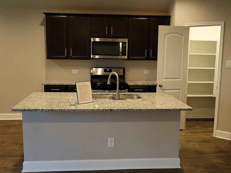 20136 Lecrete Mill Dr — Photo 5