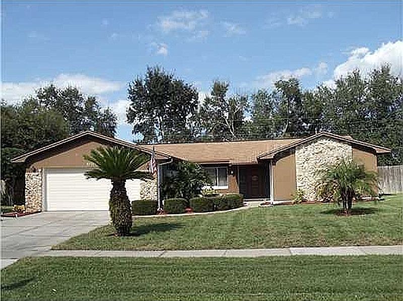 1st image of 8213 Banyan Blvd