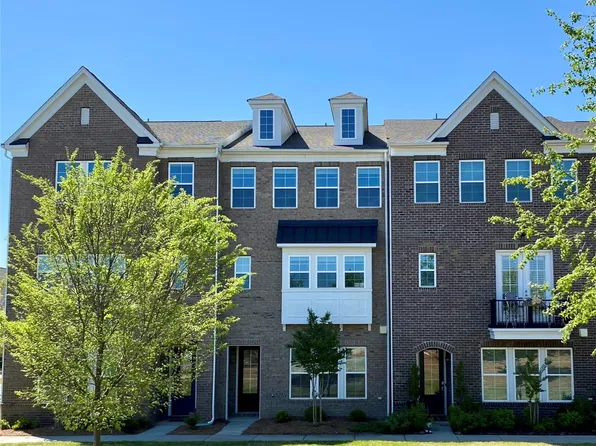 7957 Reunion Row Dr, Charlotte, NC 28277